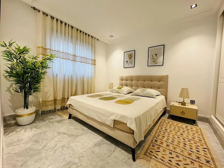 Superbe Appartement Avec Piscine Tunis 0*,  Tunesien